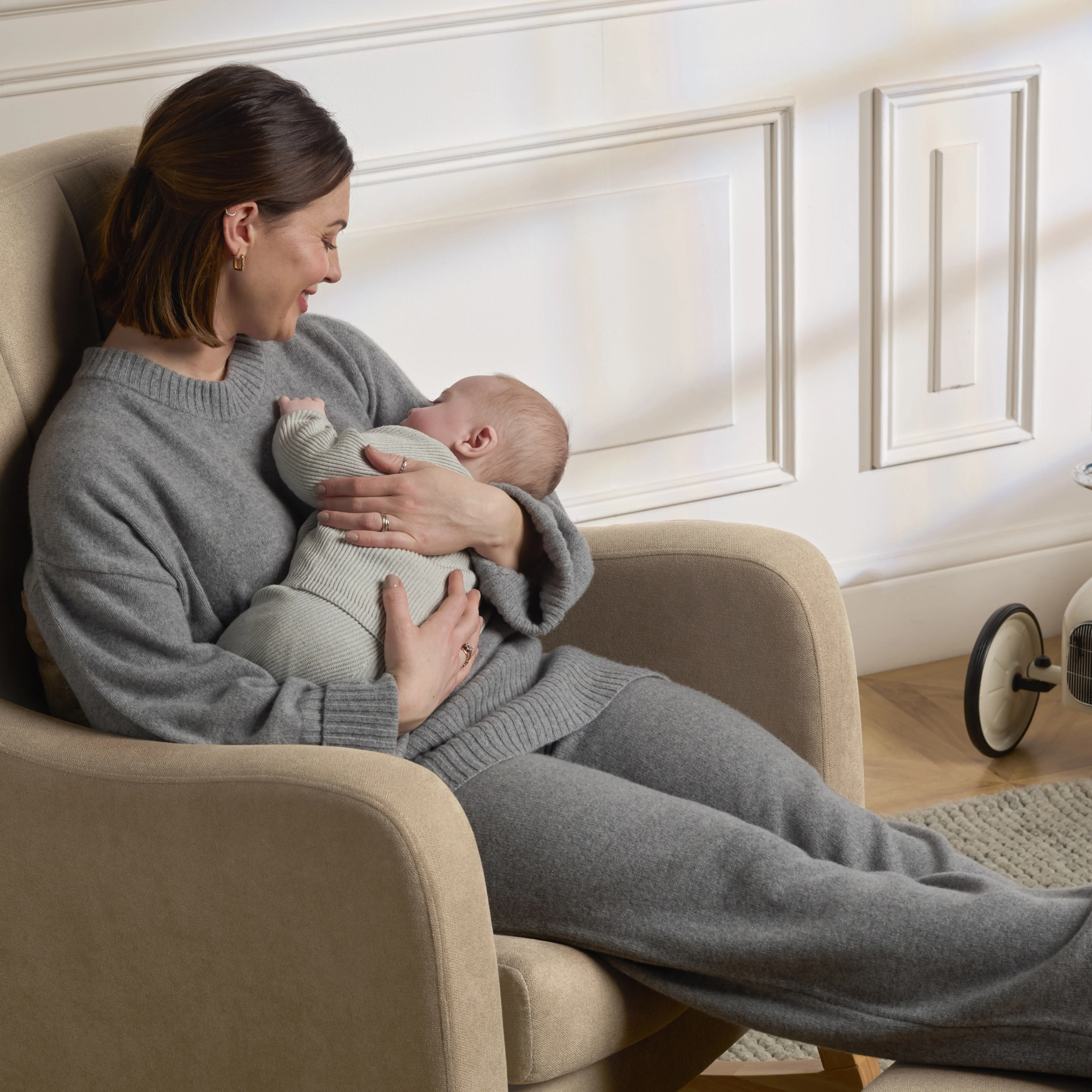 Carmel Nursing Chair & Stool - Image 8