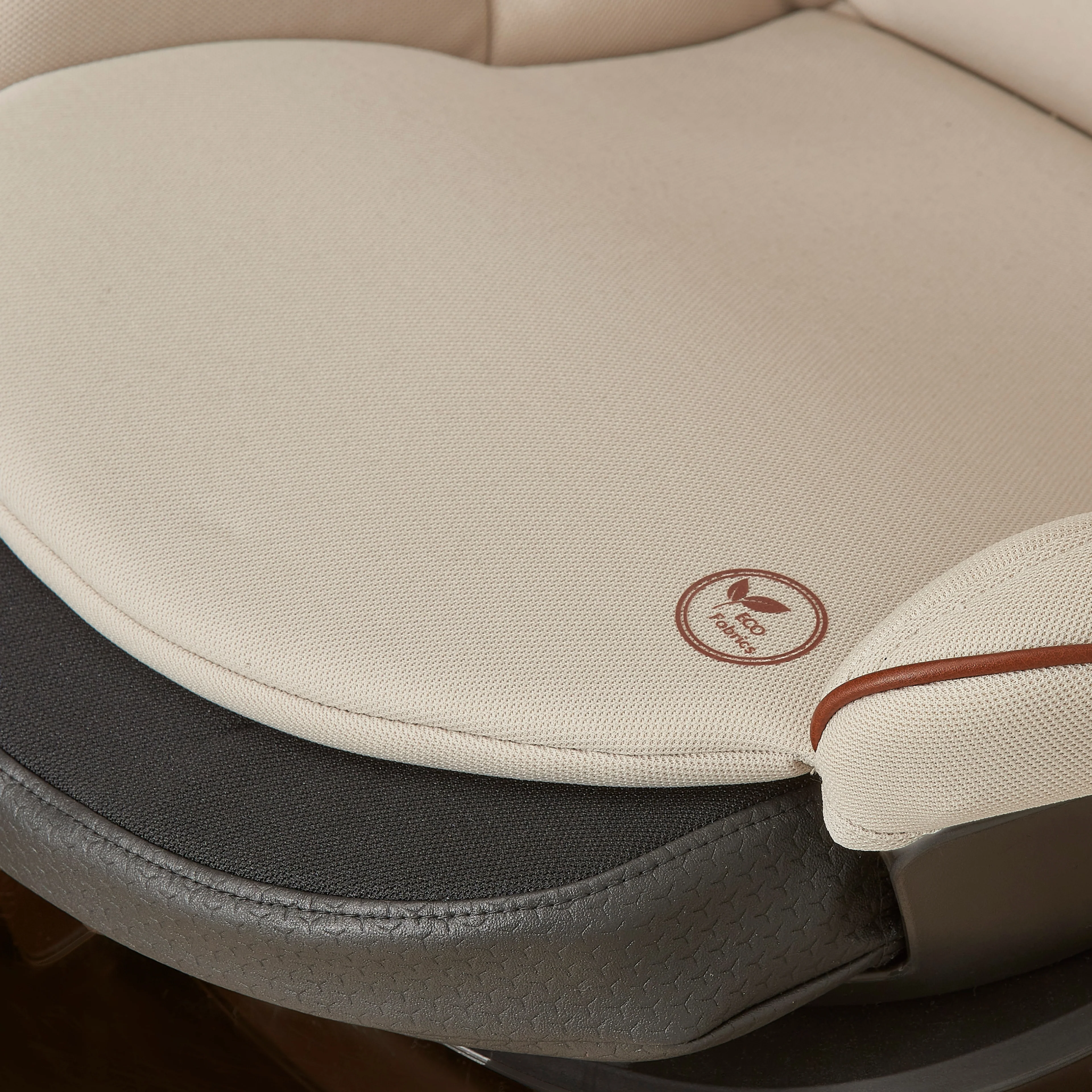 Discover i-Size Almond - Image 5