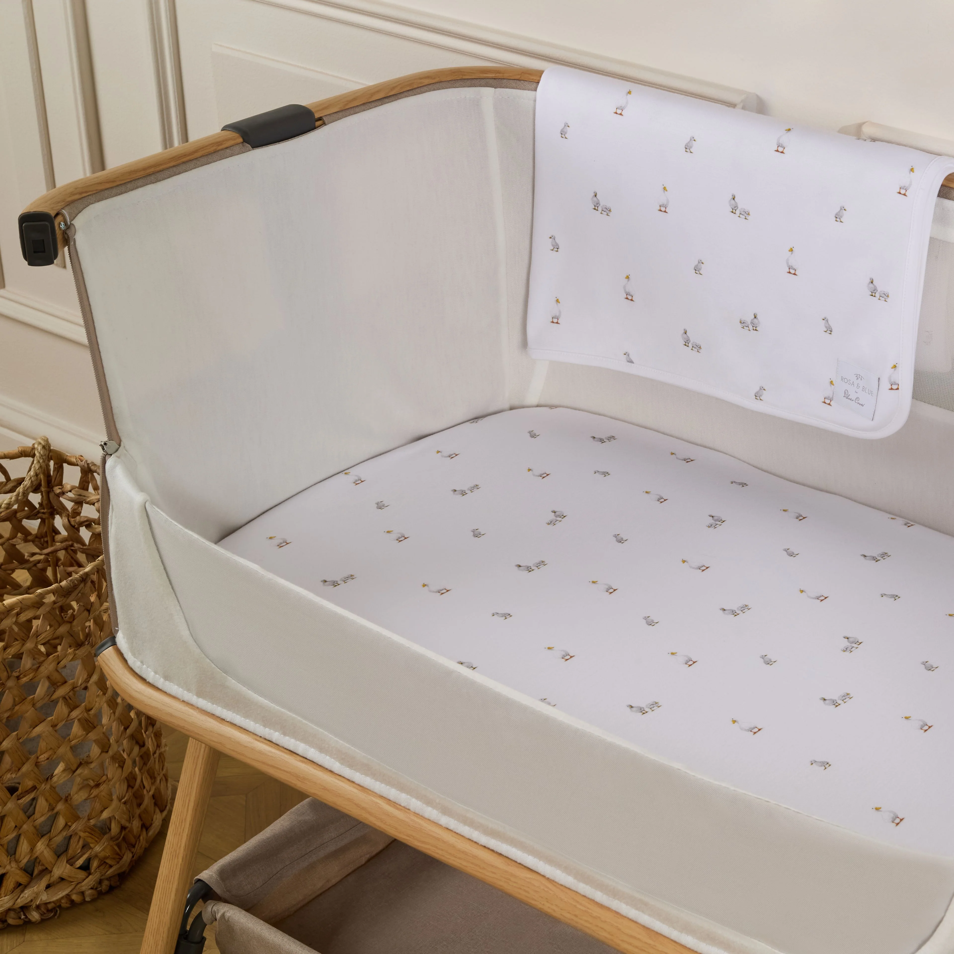 Lunar Bedside Crib Oatmeal New Arrival Bundle - Duckling Print - Image 12