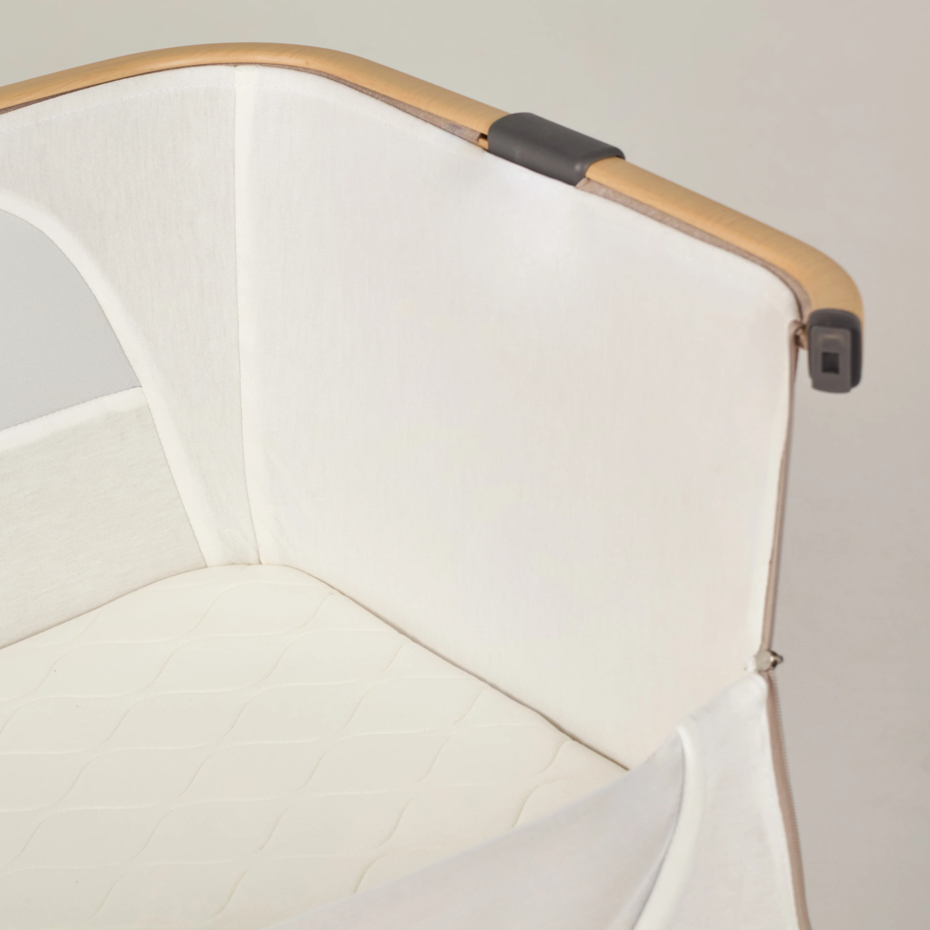 Lunar Bedside Crib Oatmeal - Image 3