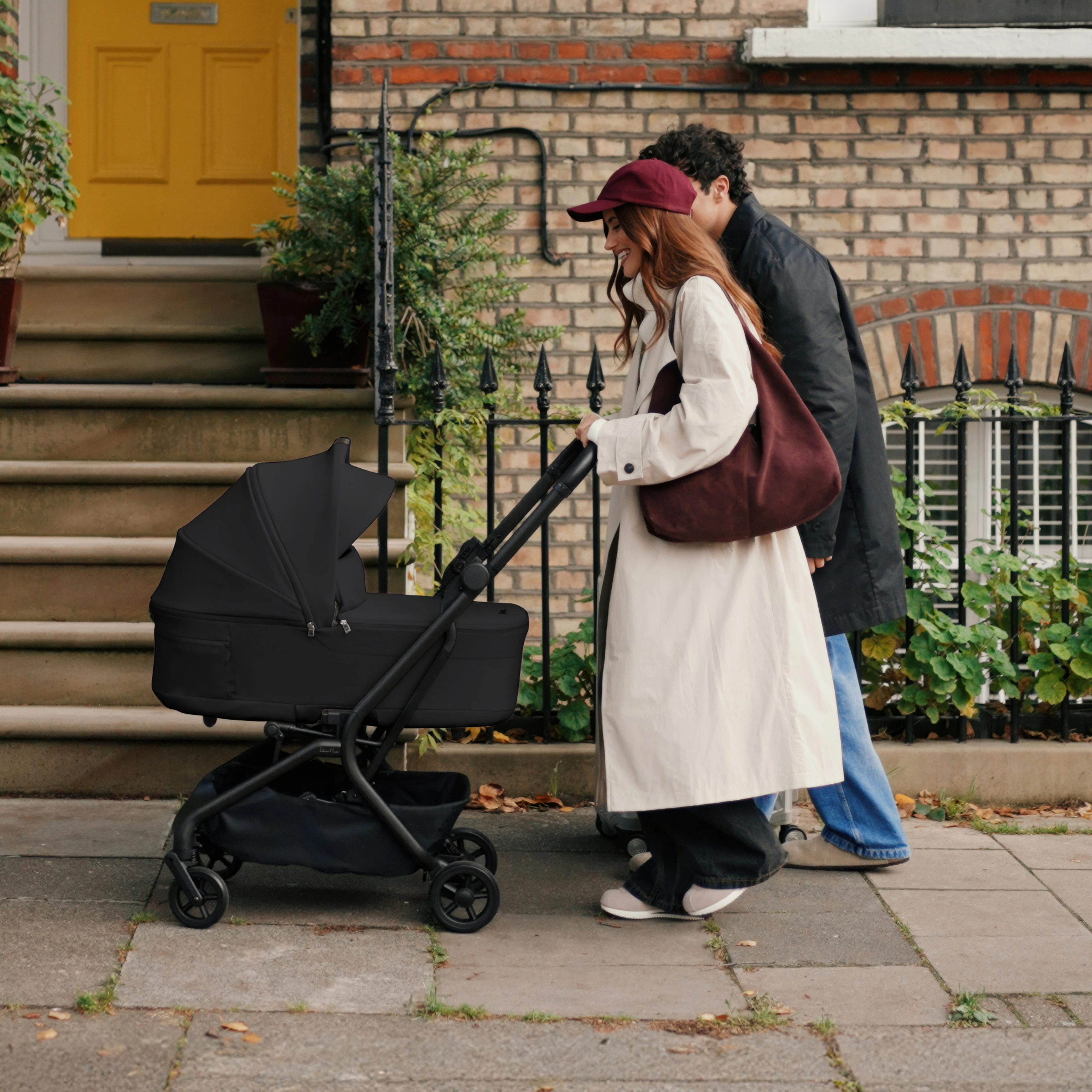 Nia Onyx Compact Travel Stroller with Carrycot (6 Piece) - Image 13