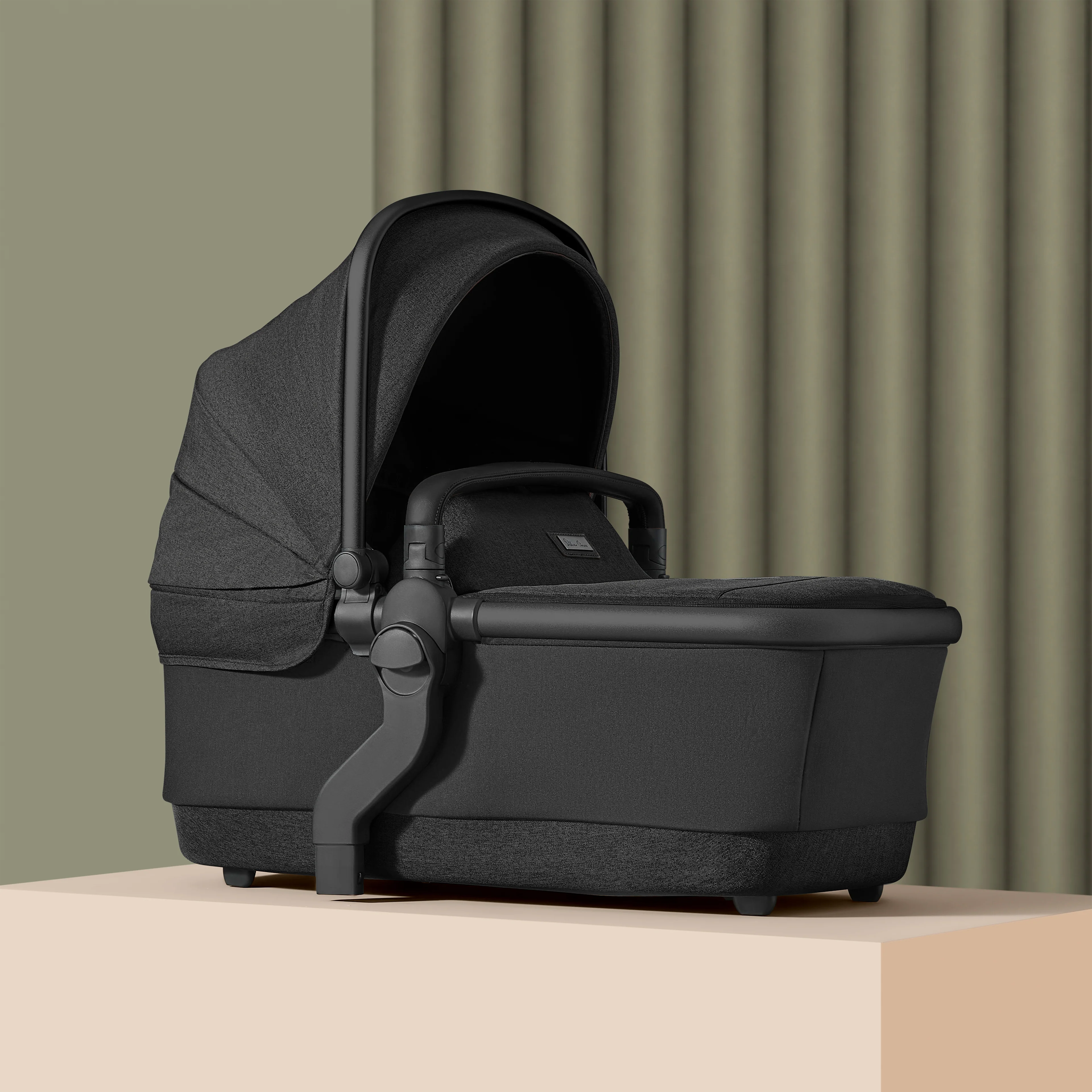 Wave First Bed Carrycot Onyx - Image 4